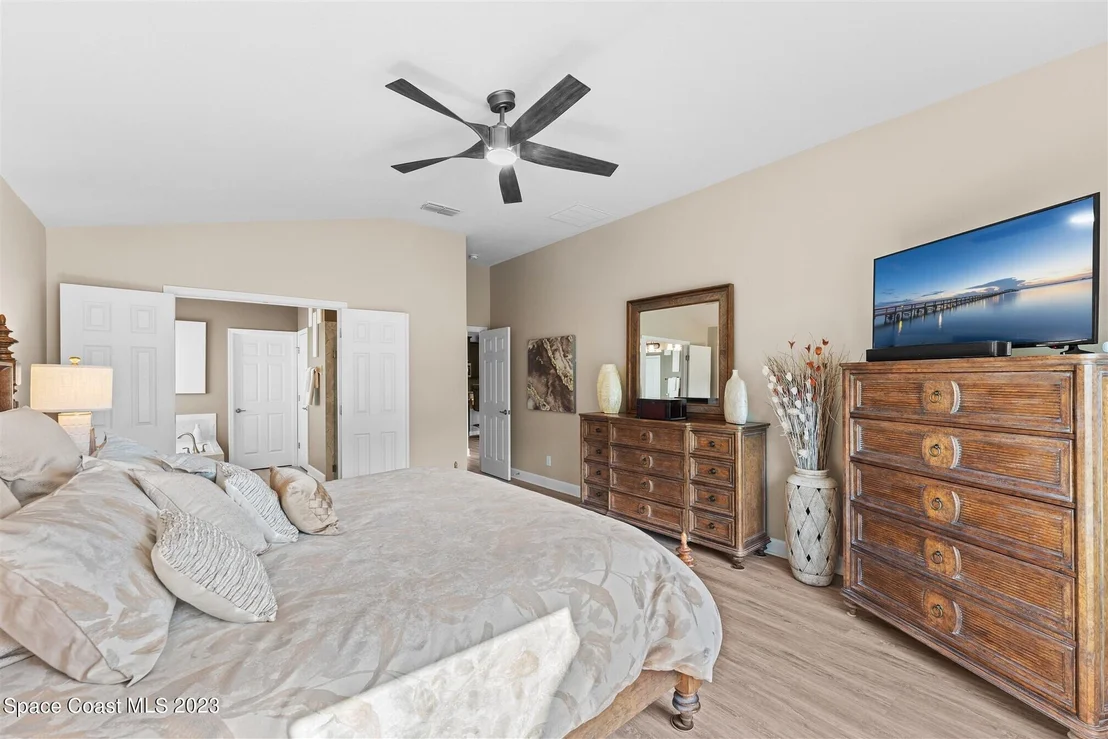 Photo of 1498 Outrigger Circle