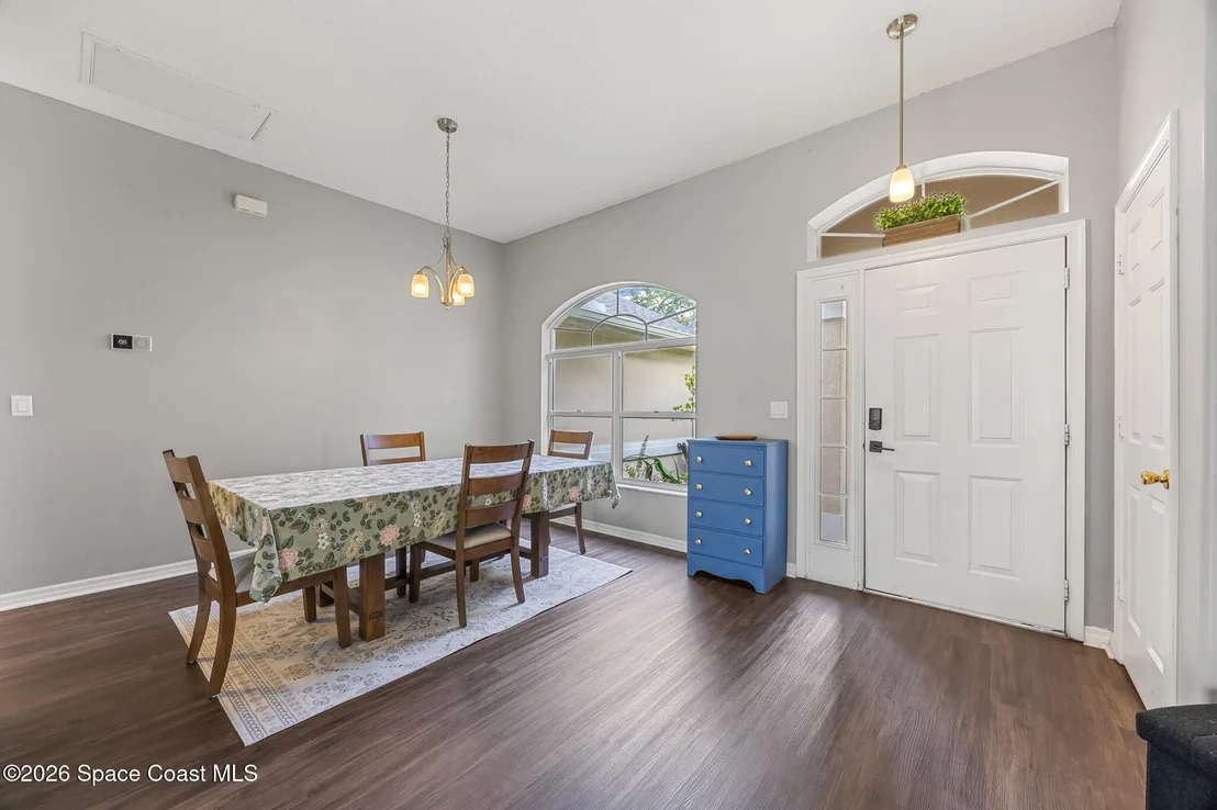 Photo of 2425 Tuscarora Court