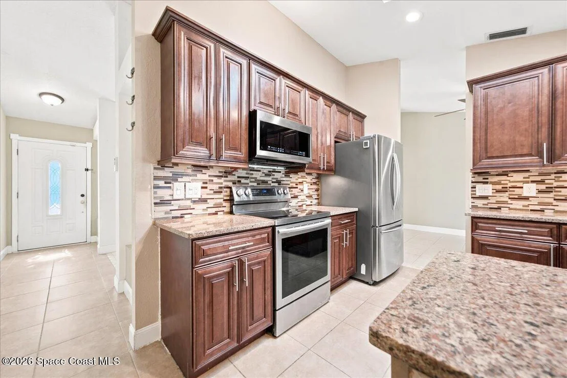 Photo of 813 Emerald Way