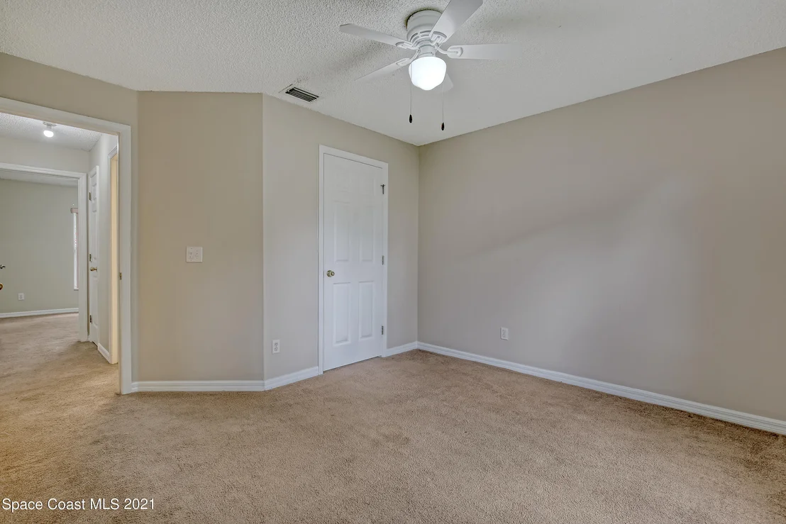 Photo of 1004 Kingfisher Way