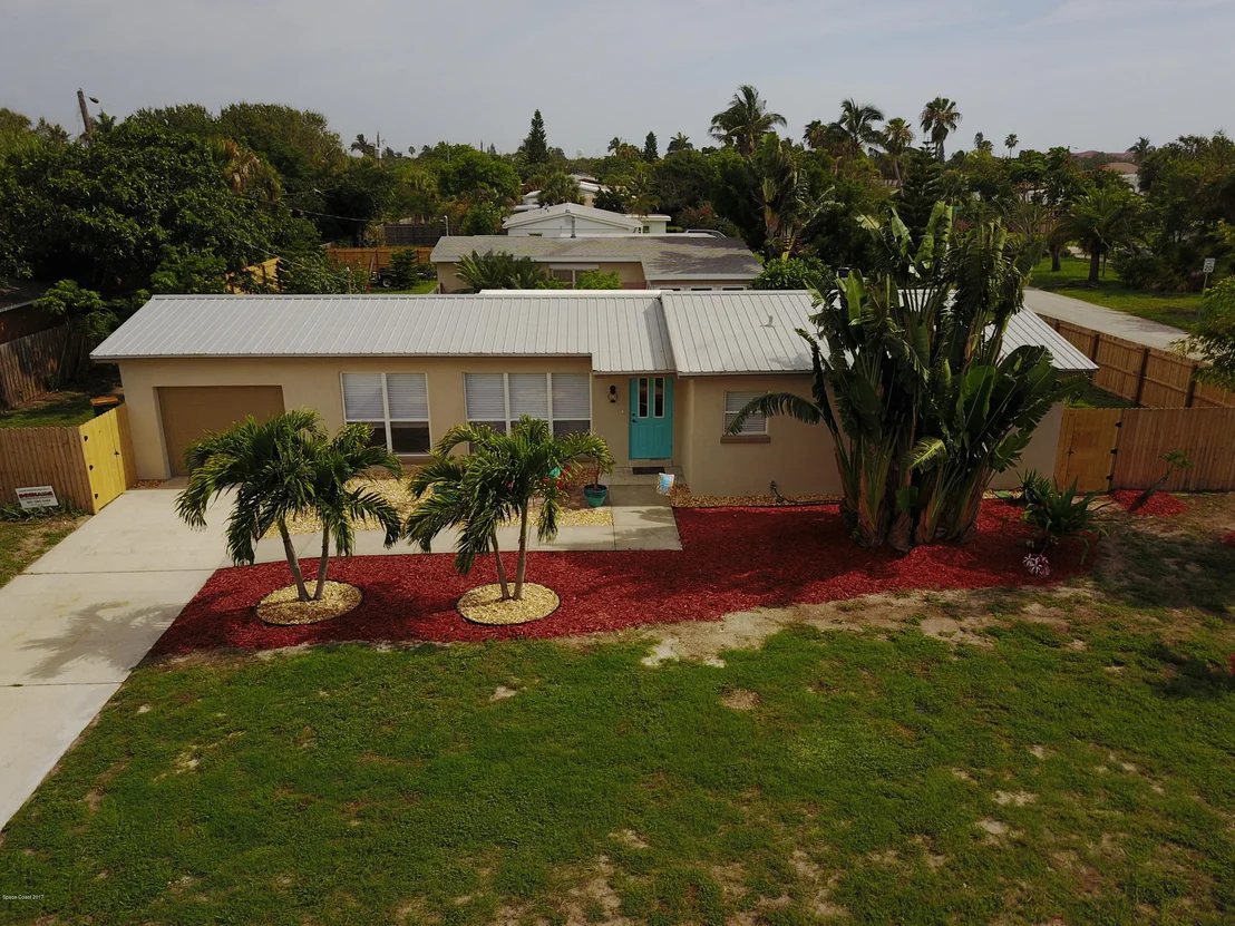 Photo of 100 Pelican Drive