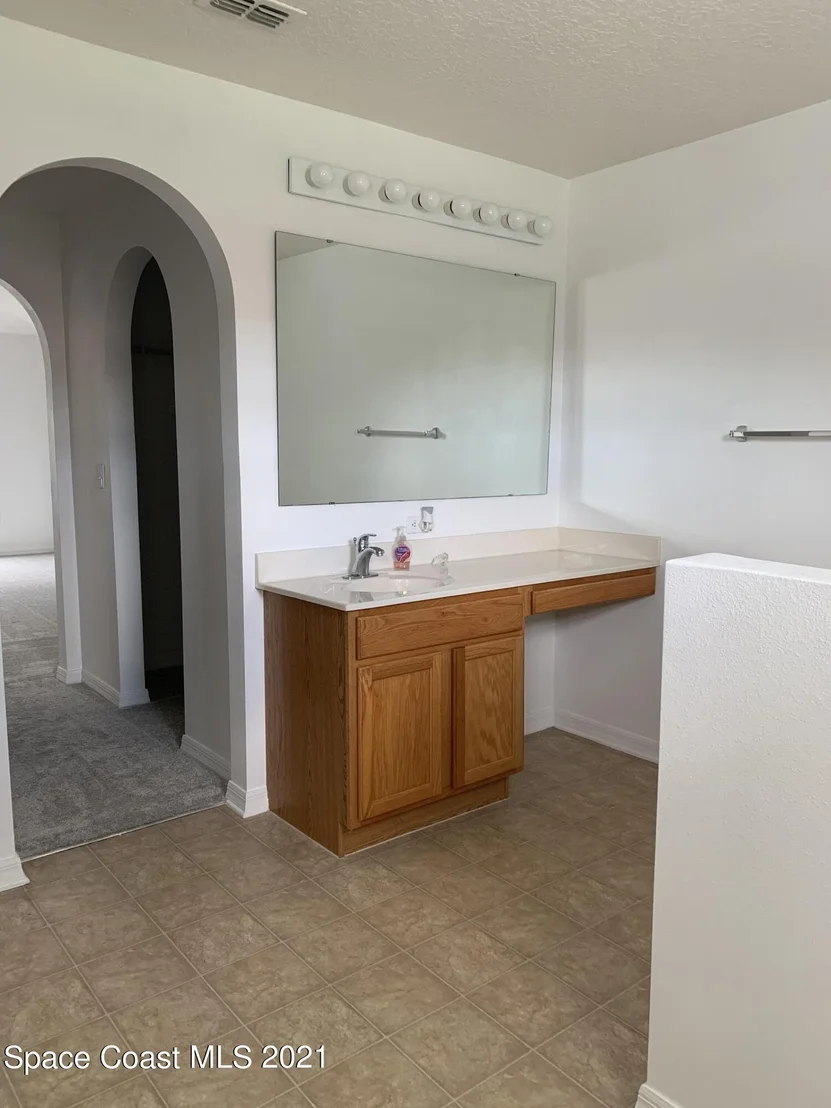 Photo of 721 Amor Drive