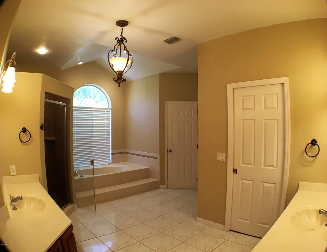 Photo of 436 Lanternback Island Drive