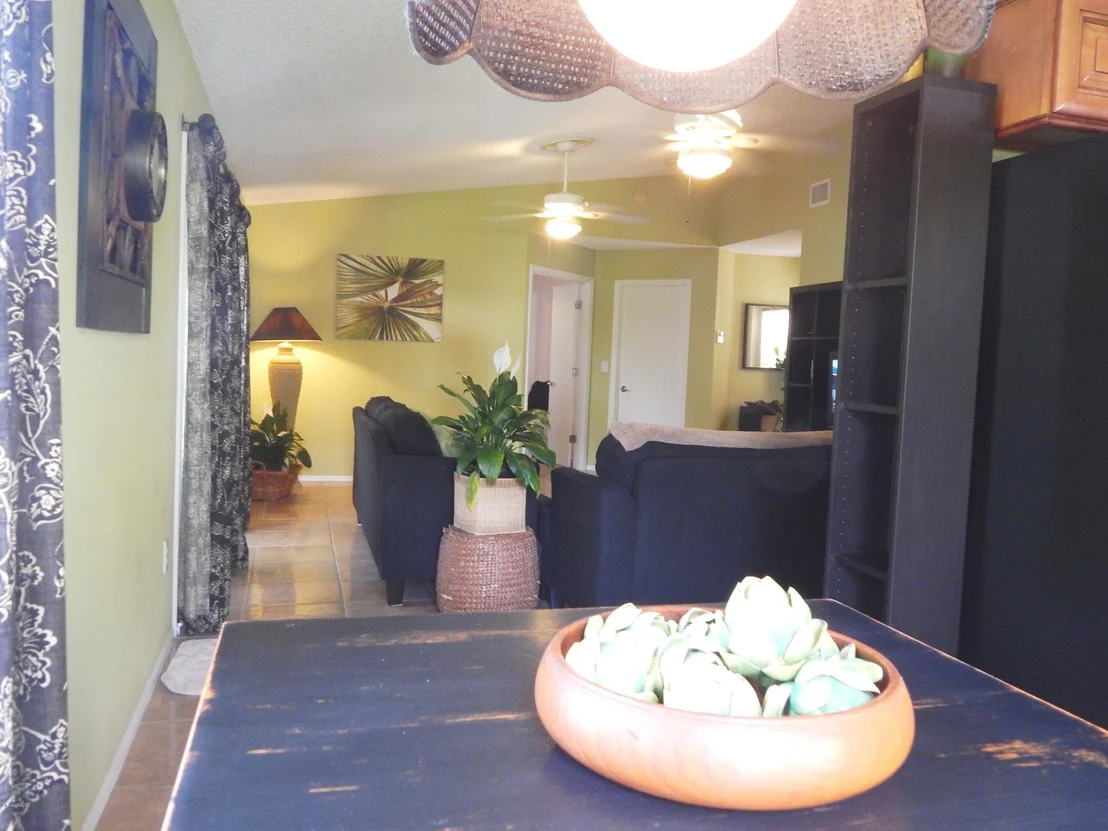 Photo of 836 NE Dewberry