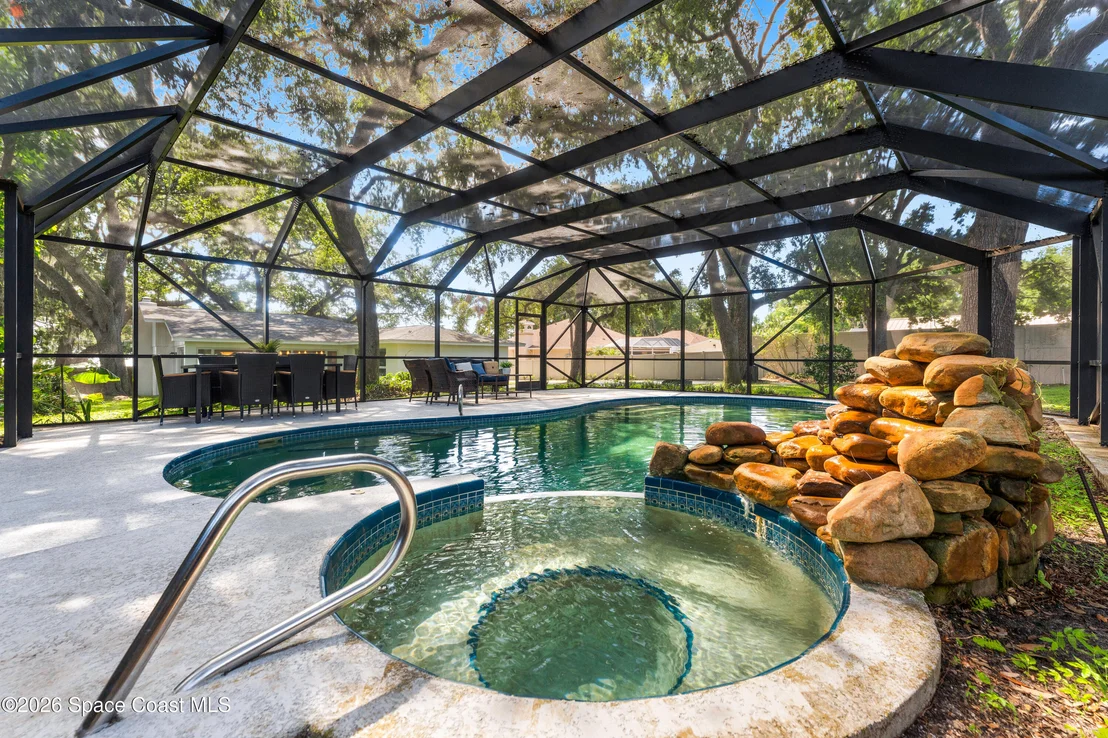Photo of 1001 N Indian River Drive