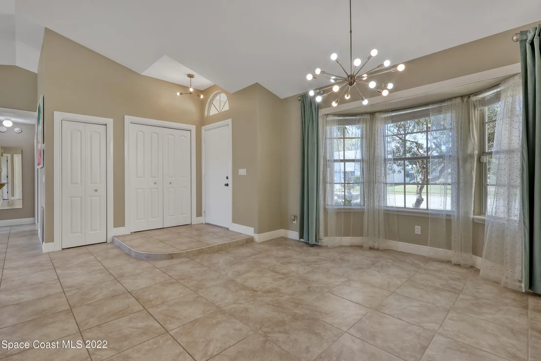 Photo of 4361 Silver Lake Drive