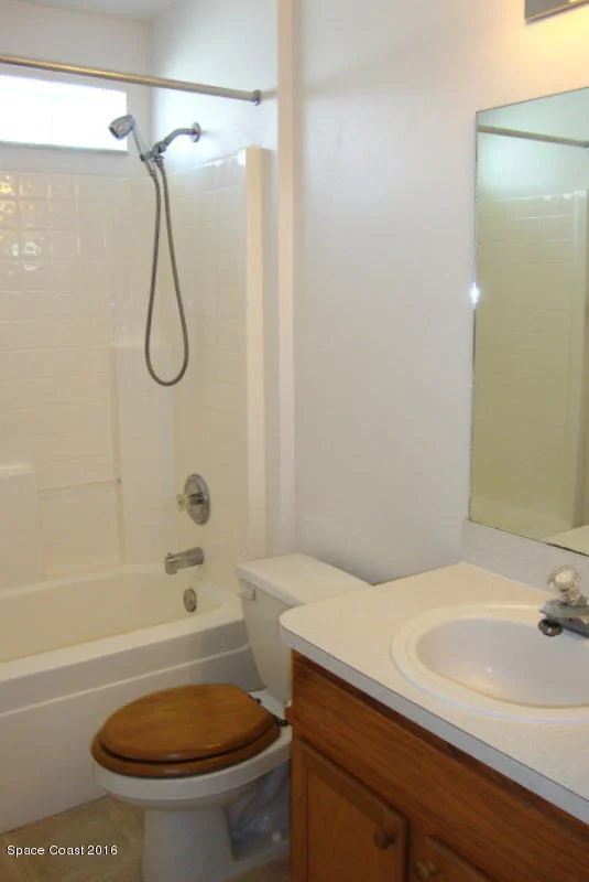 Photo of 863 Villa Drive