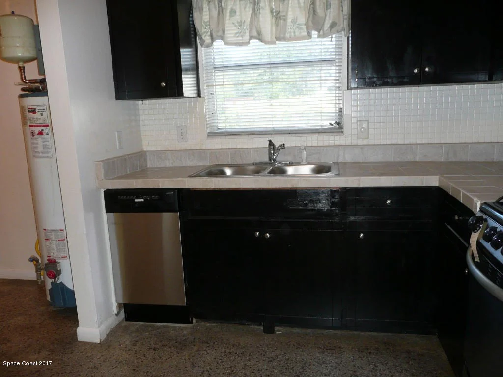 Photo of 1313 Estridge Drive