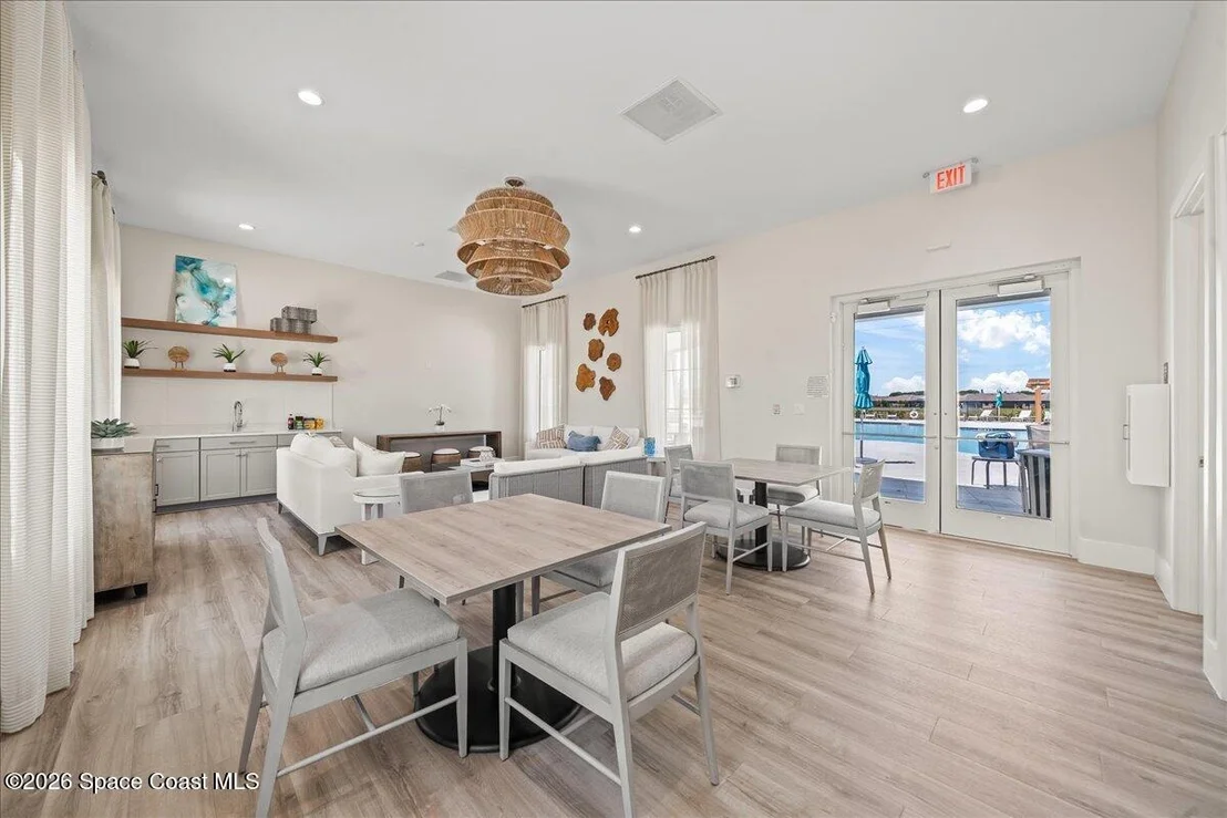 Photo of 7499 Tourmaline Drive