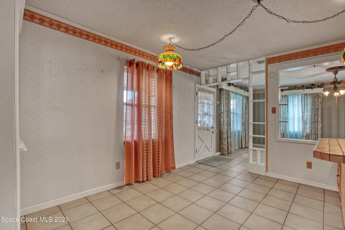 Photo of 620 Wisteria Drive