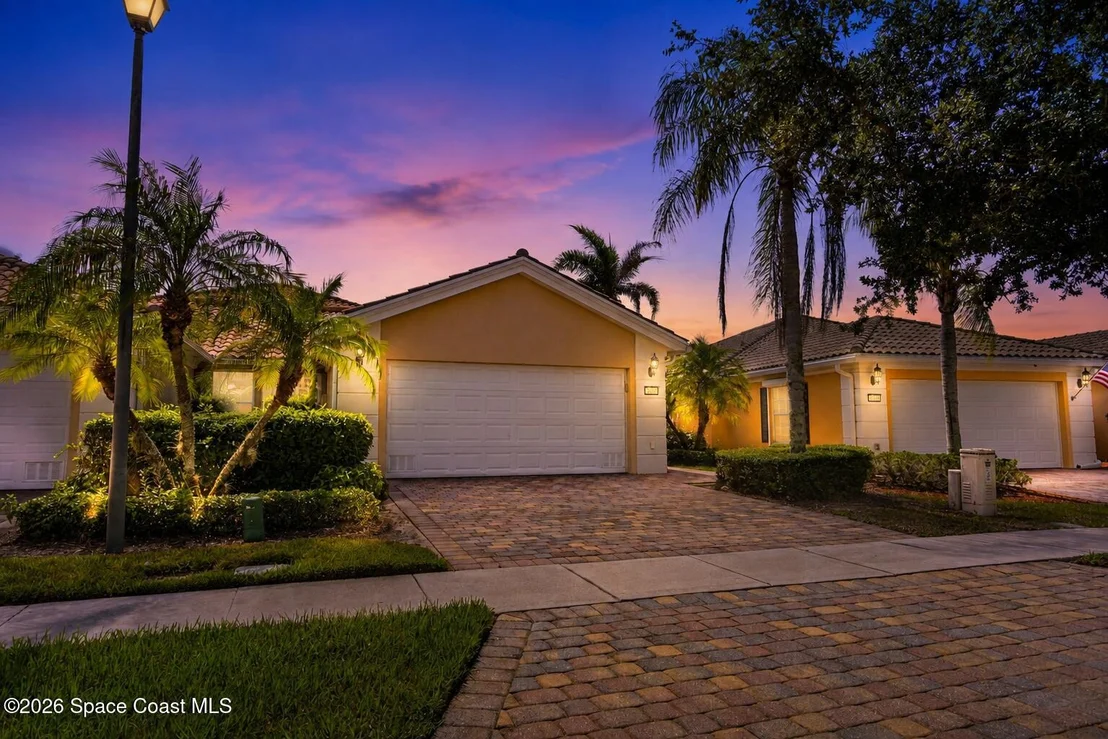 Photo of 3405 Hyperion Way SE