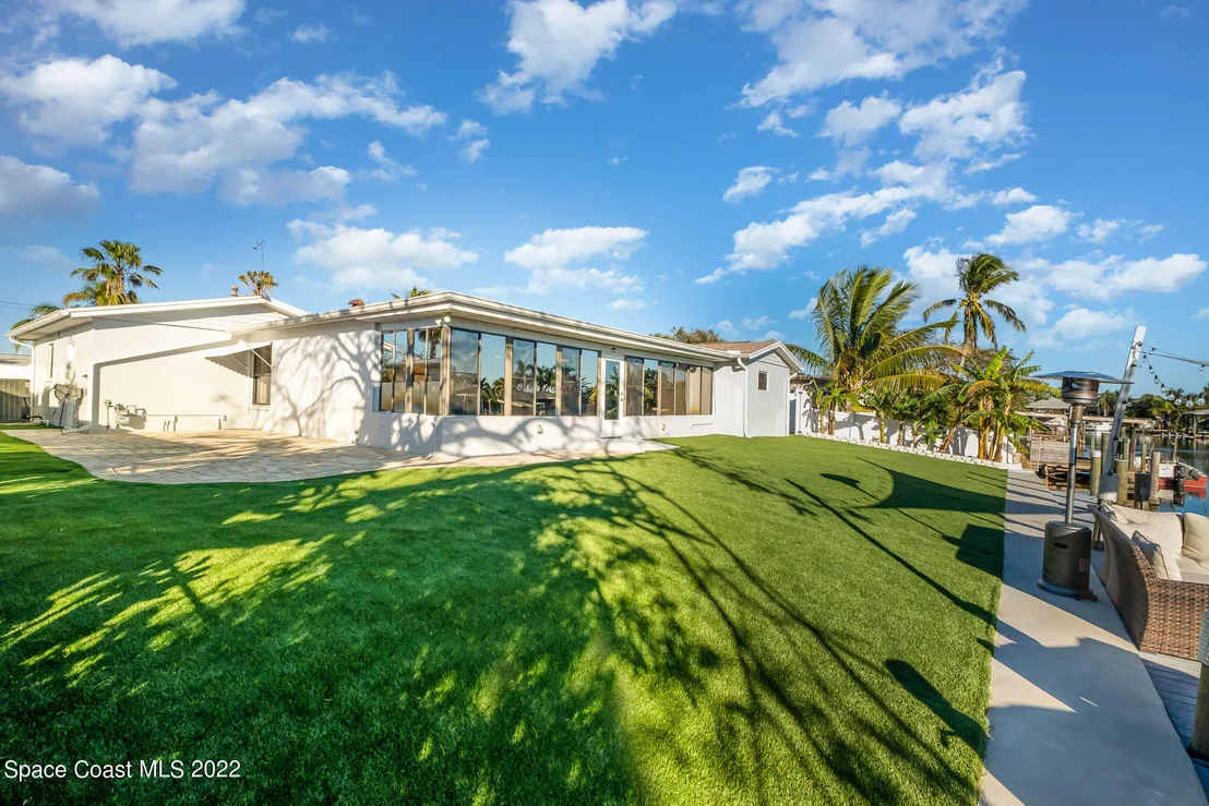 Photo of 430 Sandpiper Drive