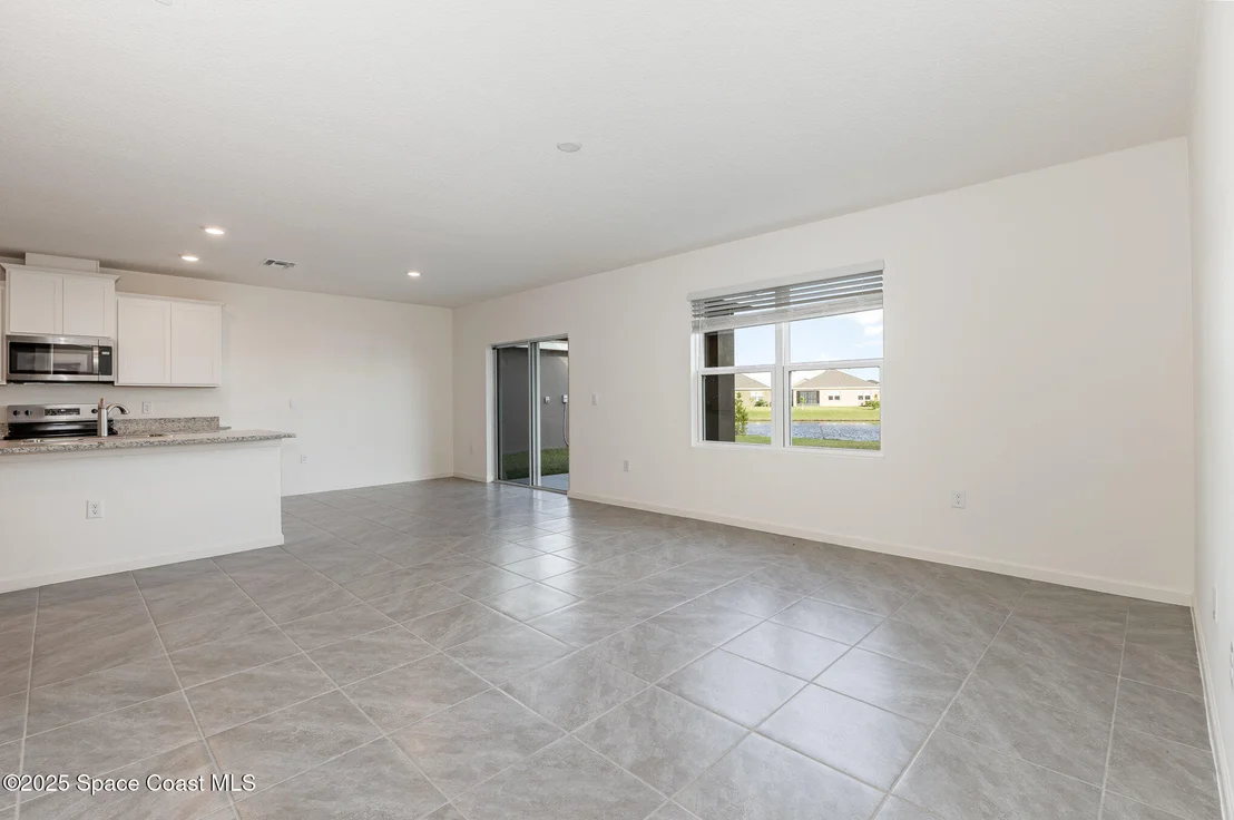 Photo of 1644 Garabaldi Circle SE
