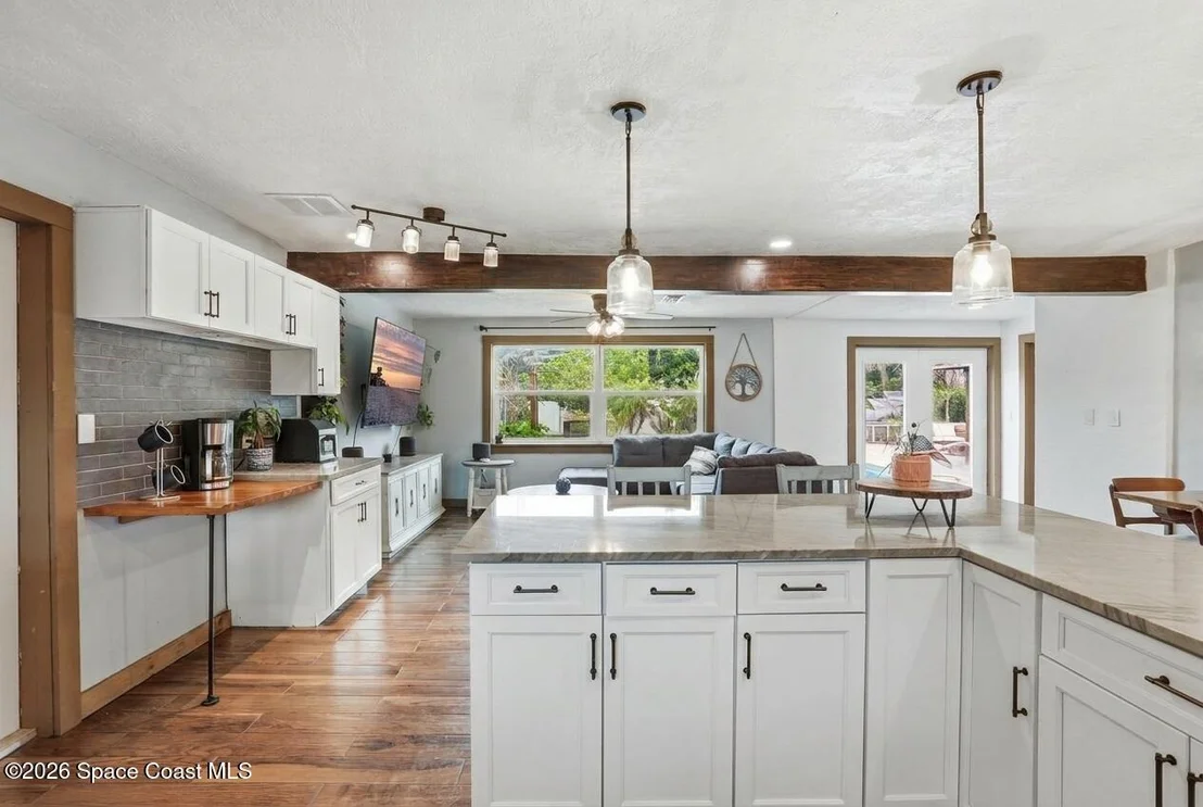 Photo of 112 Lagoon Avenue