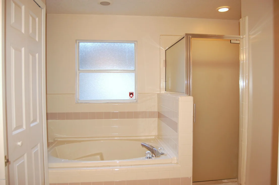 Photo of 150 Lancer Oak Drive
