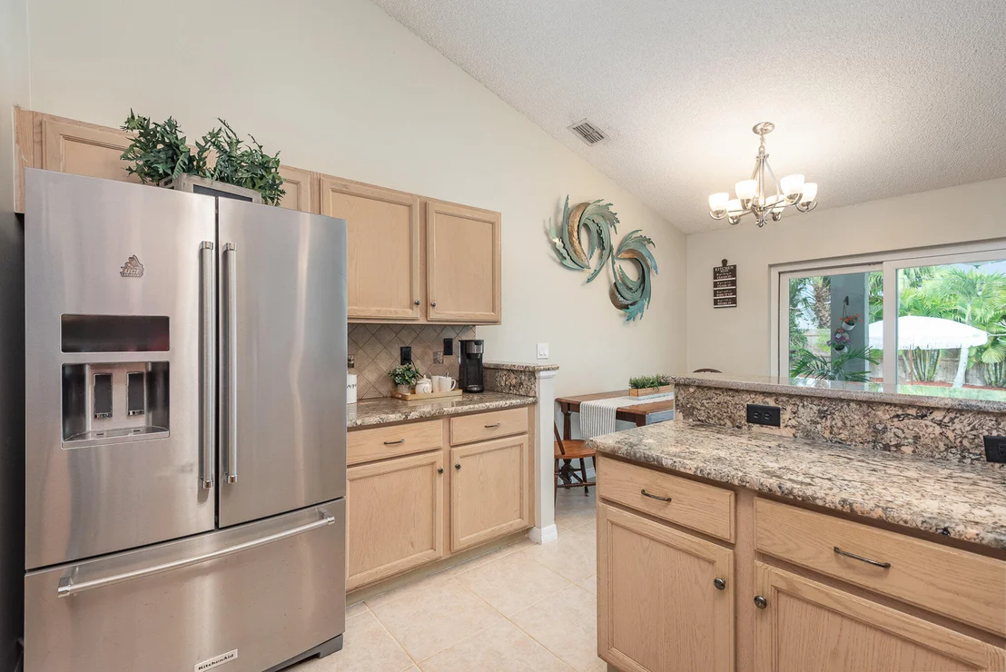 Photo of 2403 Mountain View Avenue