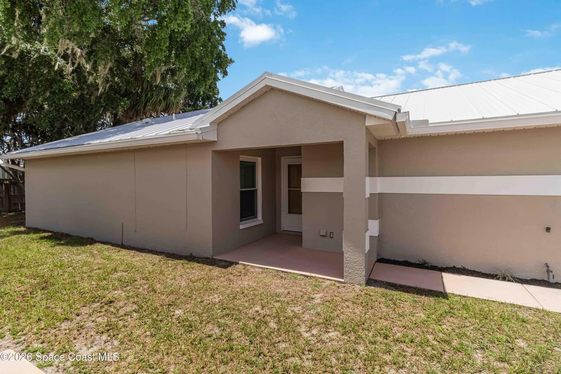 Photo of 1253 Goldenrod Circle NE