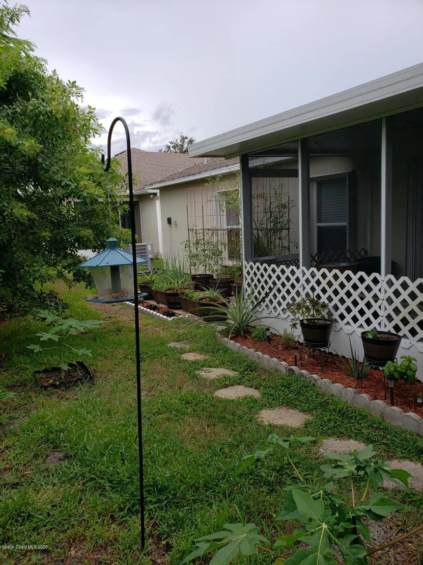 Photo of 2242 N Spring Creek Circle NE