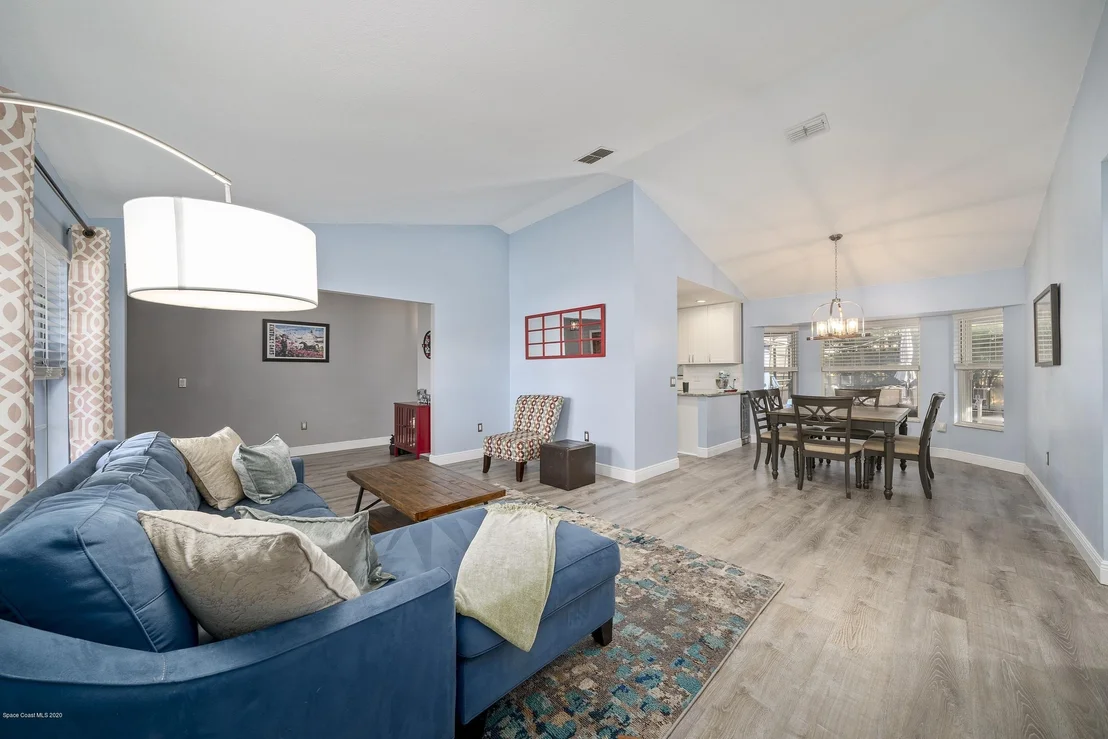 Photo of 2360 Oak Creek Circle