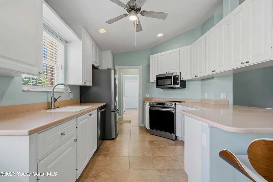 Photo of 3412 Hyperion Way SE