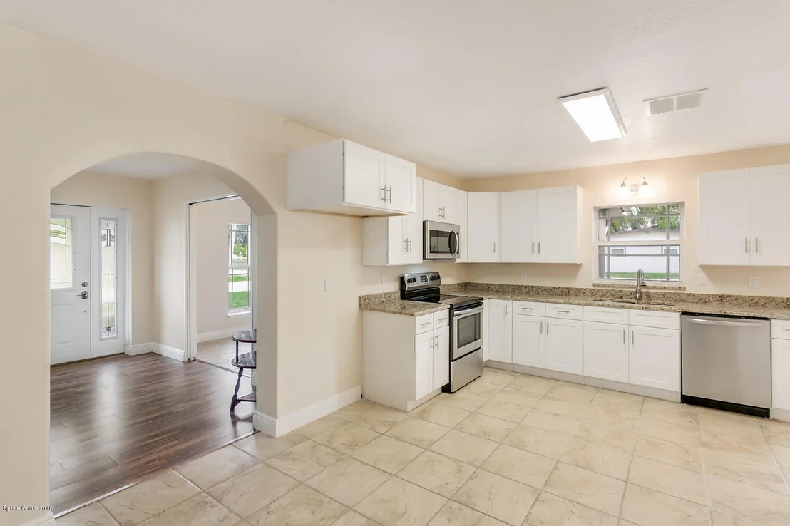 Photo of 1227 Holmes Street