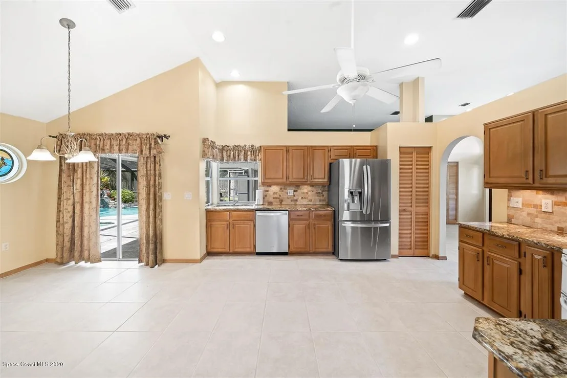 Photo of 1338 Silver Lake Drive