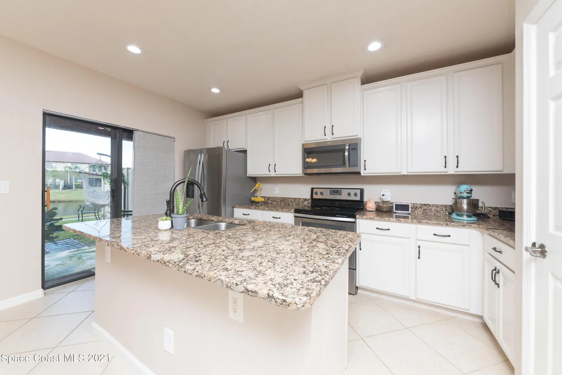 Photo of Unit 104 at 1340 Lara Circle