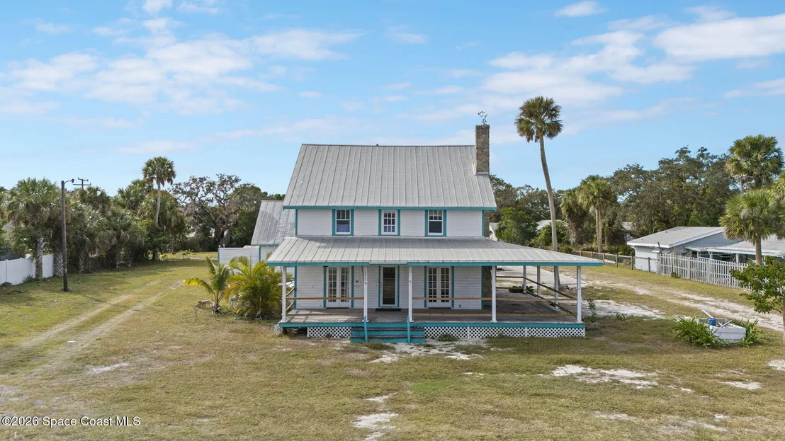 Photo of 2612 Riverview Drive