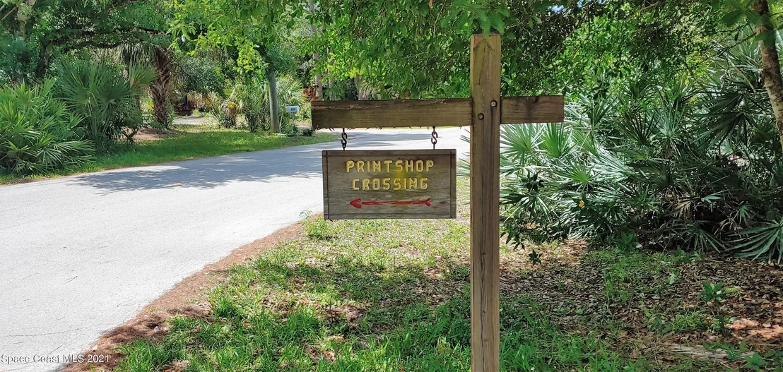 Photo of 5819 Crane Road
