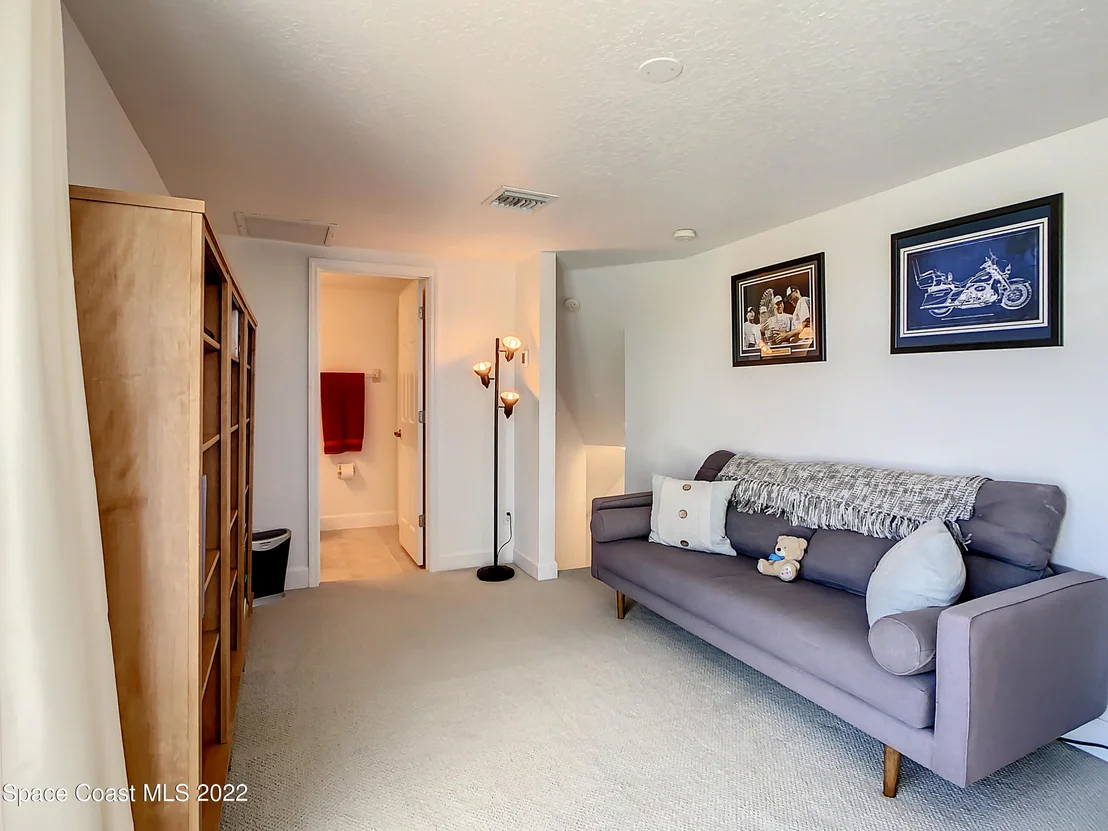 Photo of 862 Thrasher Drive