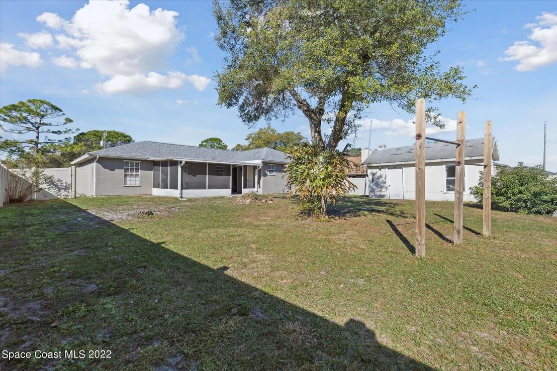 Photo of 6175 Wilderness Avenue
