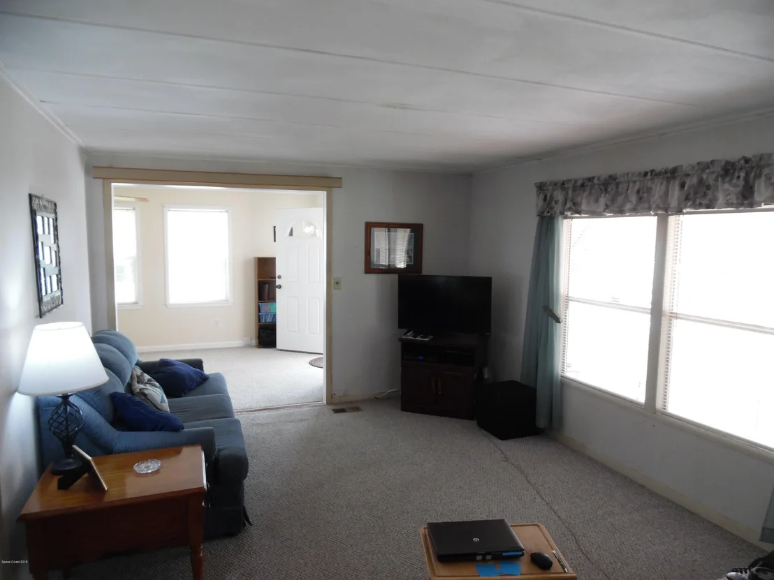 Photo of 7480 Blackhawk Road