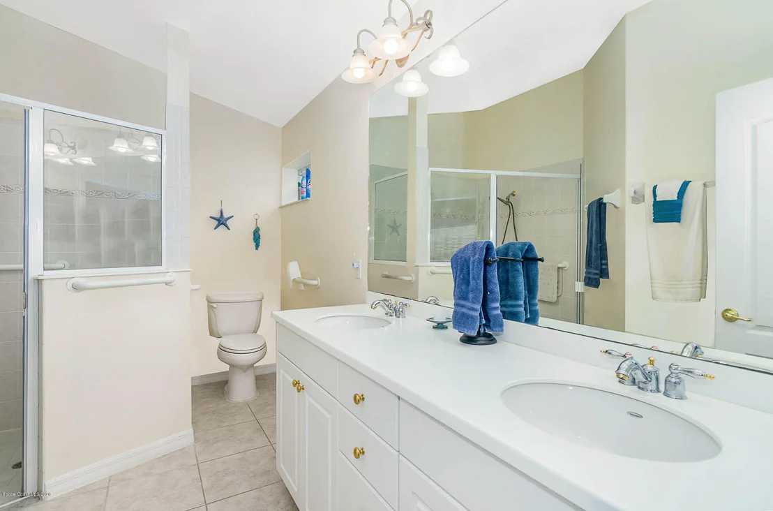 Photo of 7147 Broderick Drive