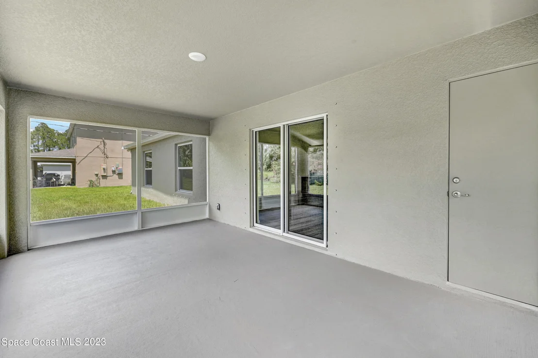 Photo of 1018 Savery Road