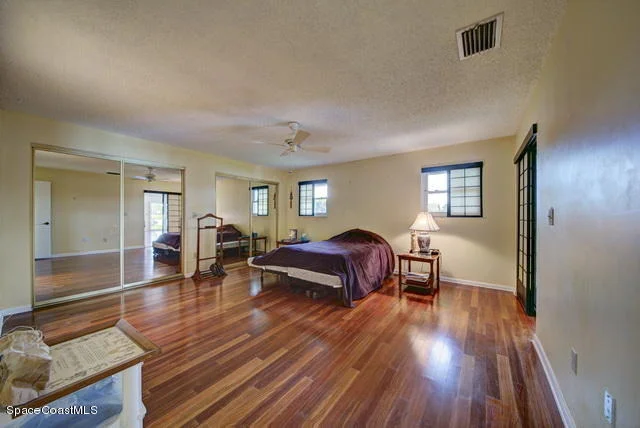 Photo of 930 Preston