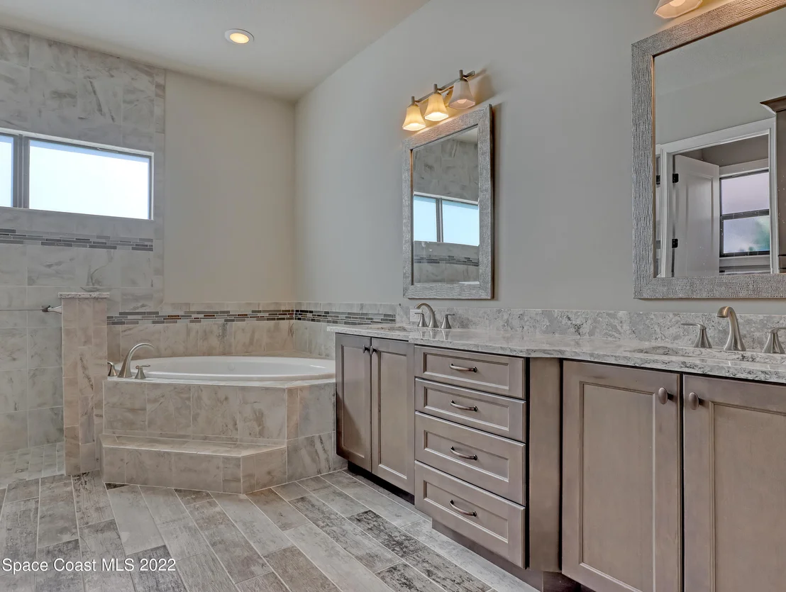 Photo of 8111 Barrosa Circle
