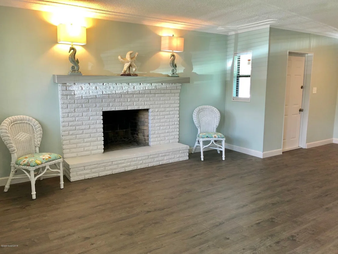 Photo of 1240 Thor Avenue