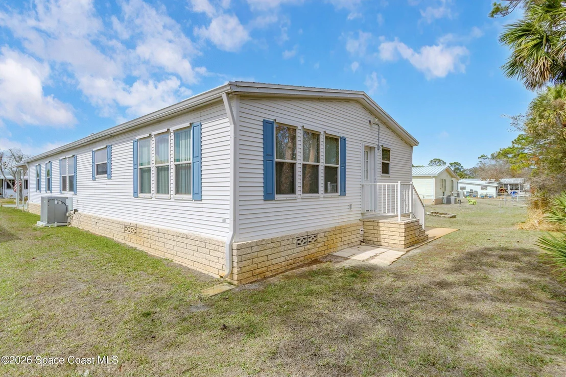 Photo of 859 Tamarind Circle