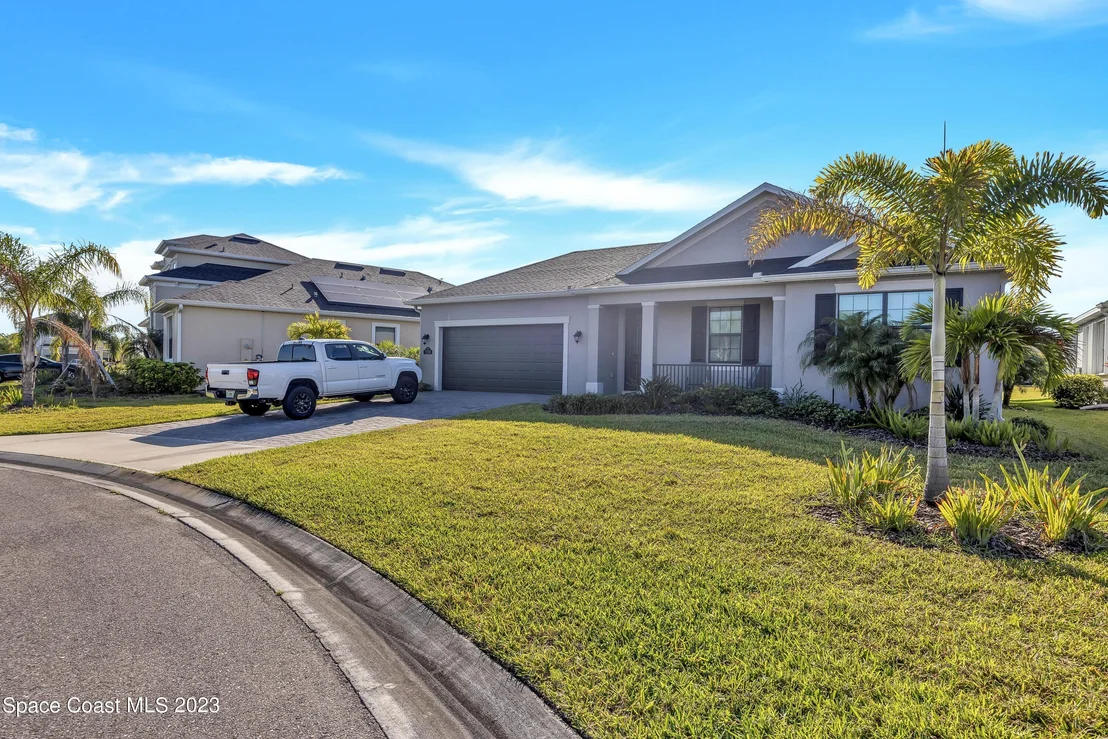 Photo of 7338 Bluemink Lane
