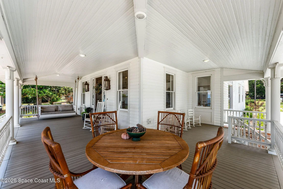 Photo of 1489 Rockledge Drive