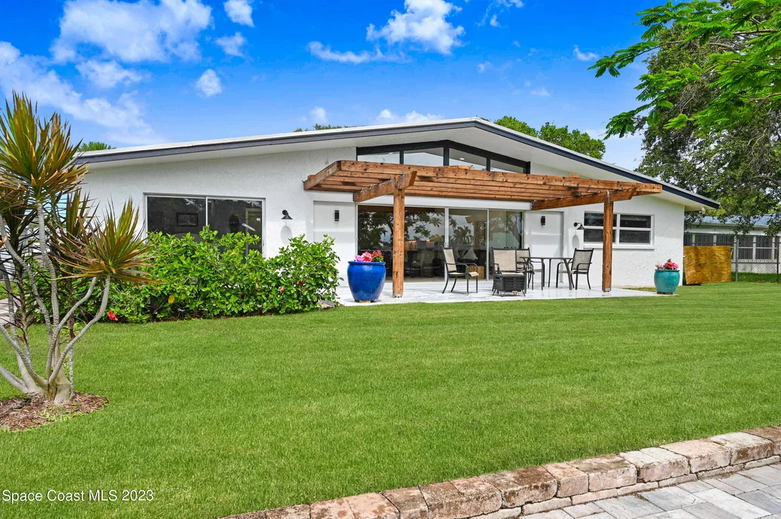 Photo of 30 Westview Lane