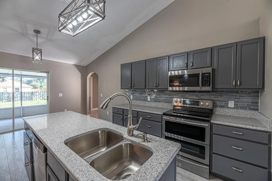 Photo of 6107 Corning Road