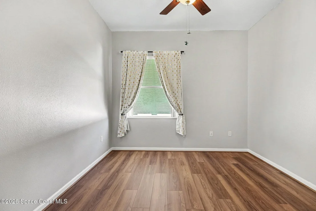 Photo of 6890 Caliph Avenue