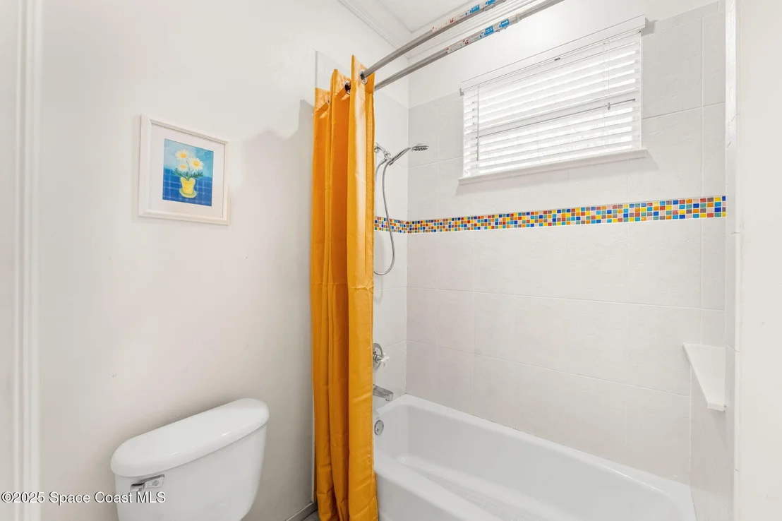 Photo of 4443 Long Lake Road