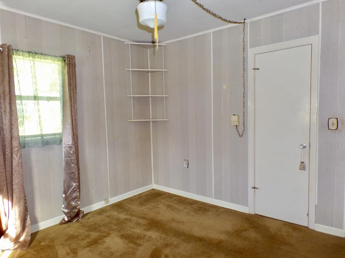 Photo of 2457 Kaiser Road