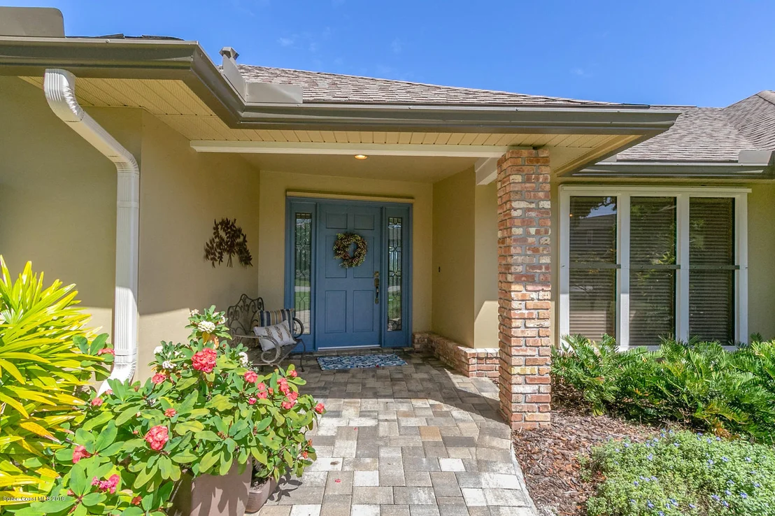 Photo of 610 Rossmoor Circle