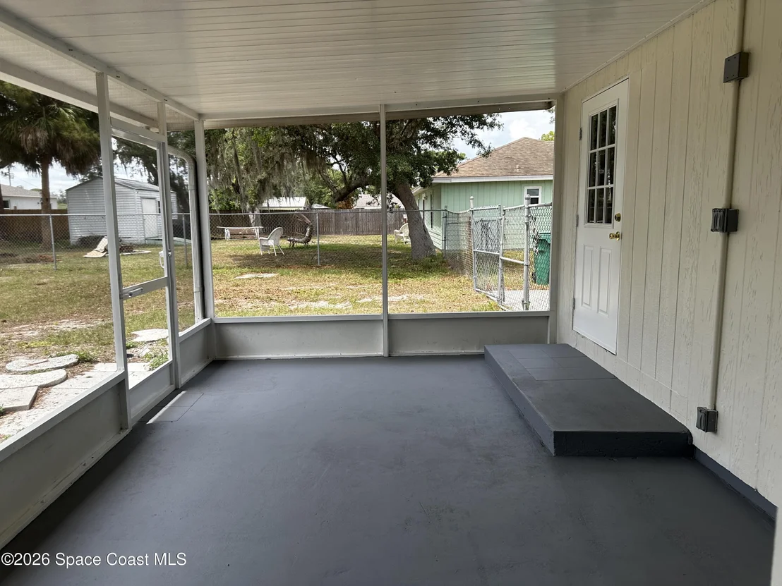 Photo of 6074 Aires Avenue