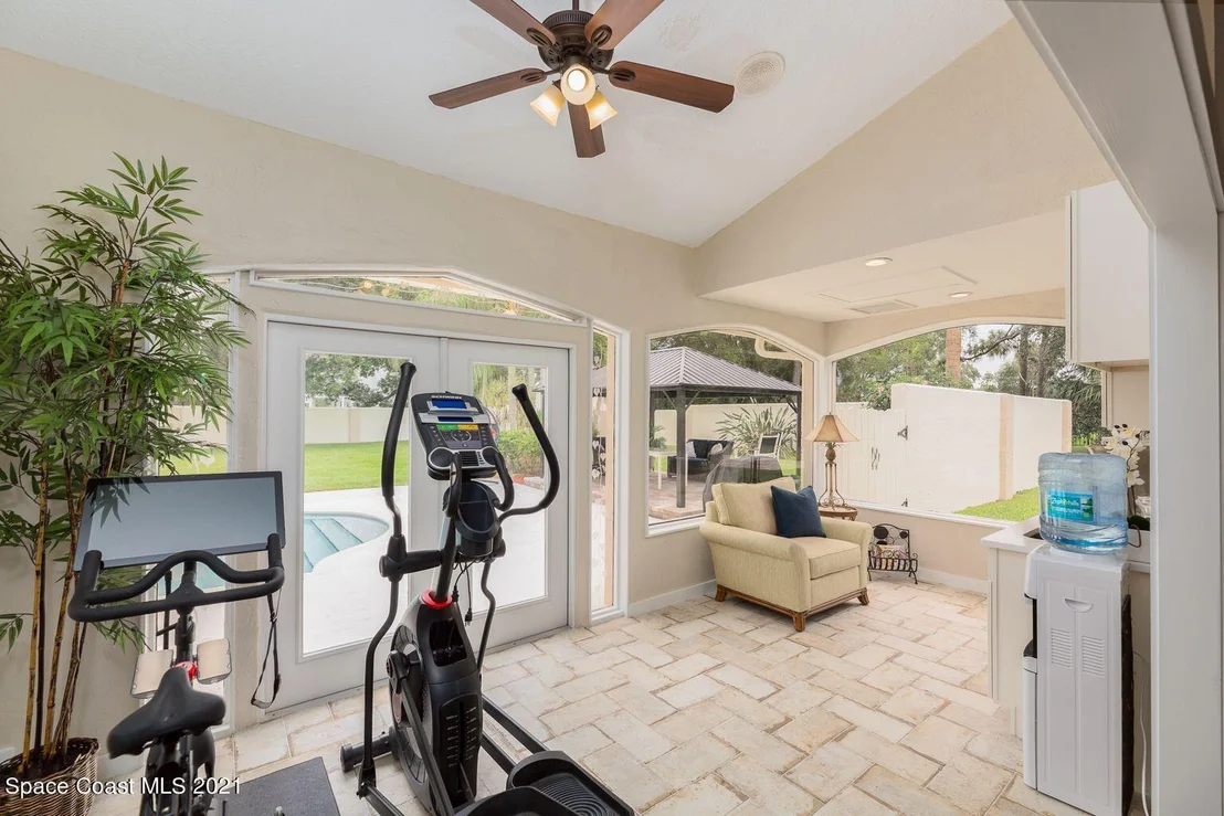 Photo of 701 Oak Park Drive