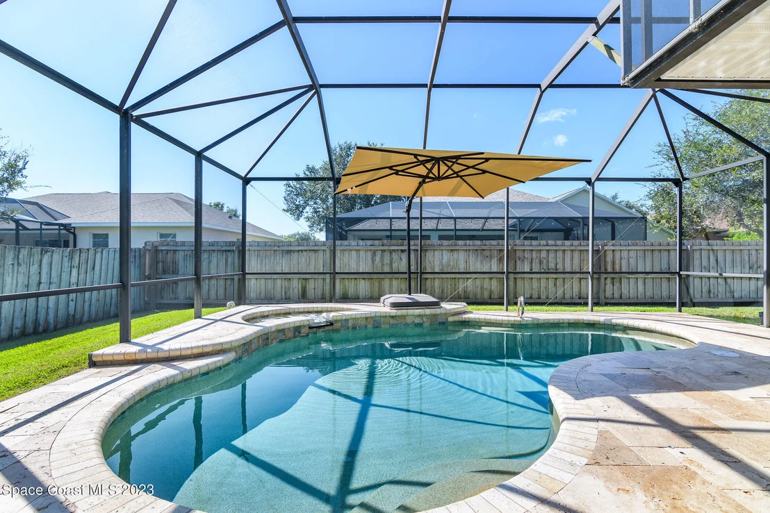Photo of 6147 Arlington Circle