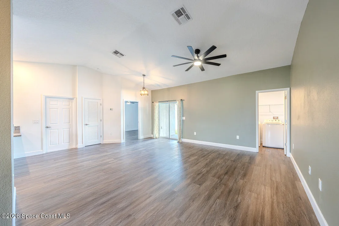 Photo of 2655 Laurel Road